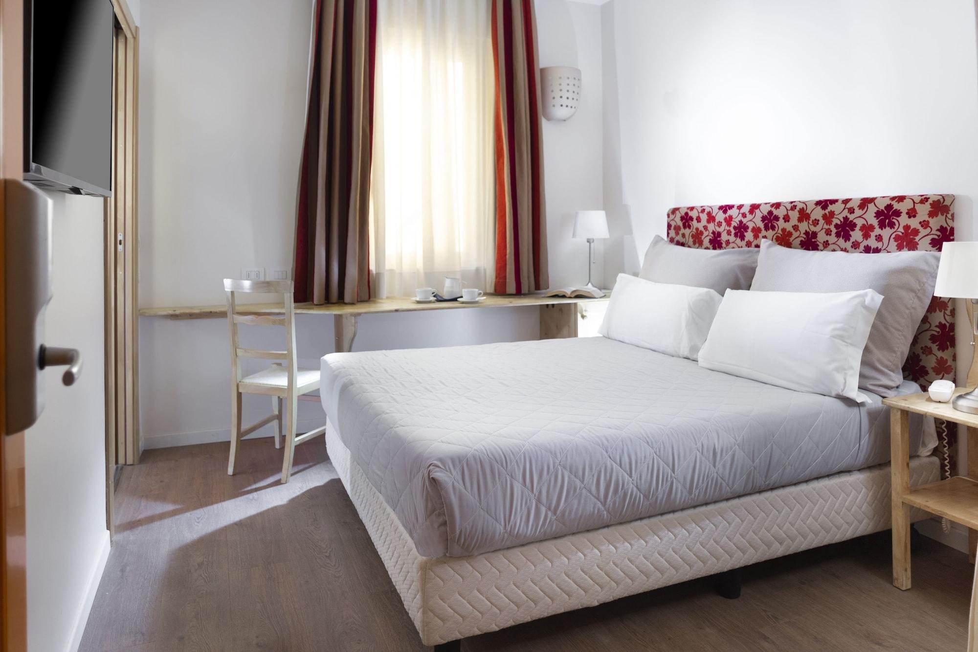 Hotel Lamorosa Римини Екстериор снимка