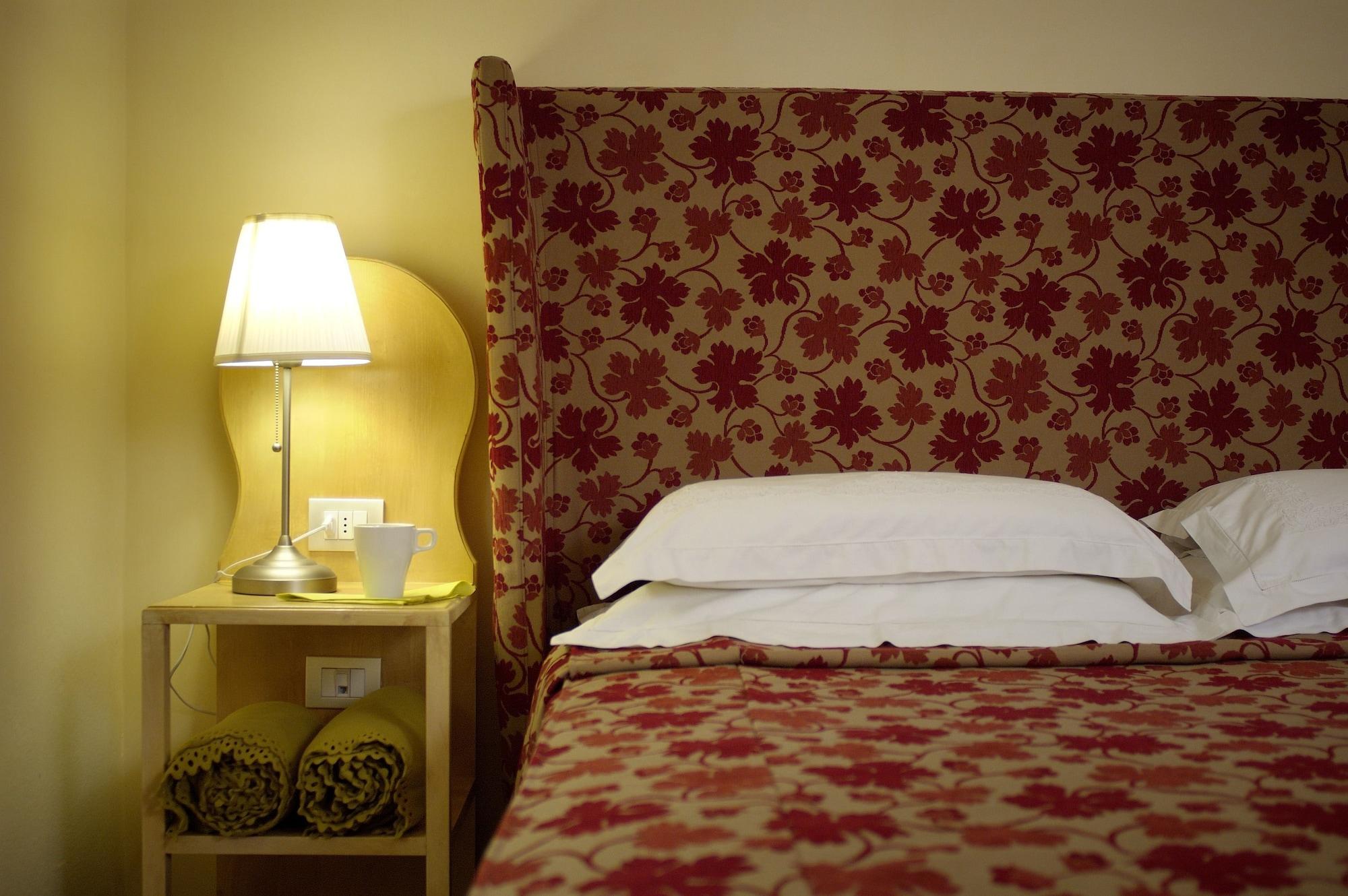 Hotel Lamorosa Римини Екстериор снимка